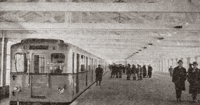 Старые поезда метро – фото